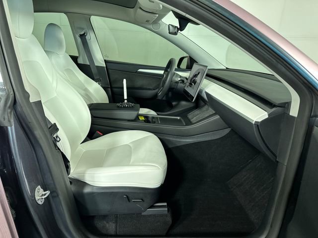 Used 2023 Tesla Model Y Long Range image 27