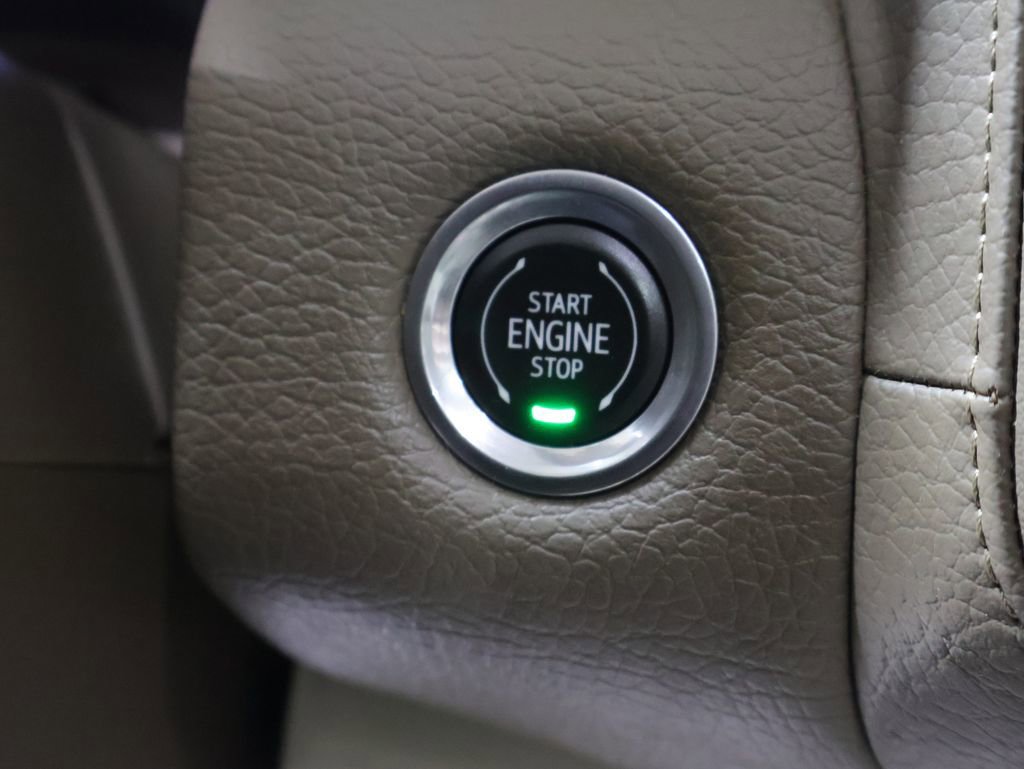 Used 2023 GMC Yukon Denali w/ Max Trailering Package image 11