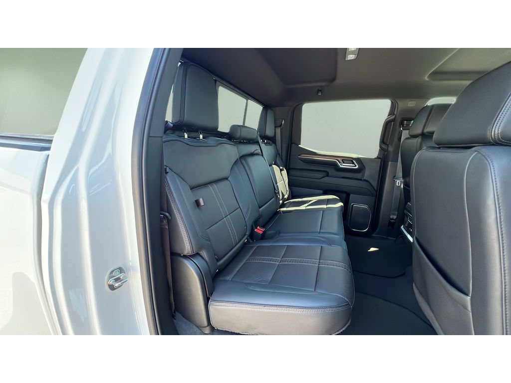 Certified 2023 Chevrolet Silverado 1500 High Country AWD/4WD image 31