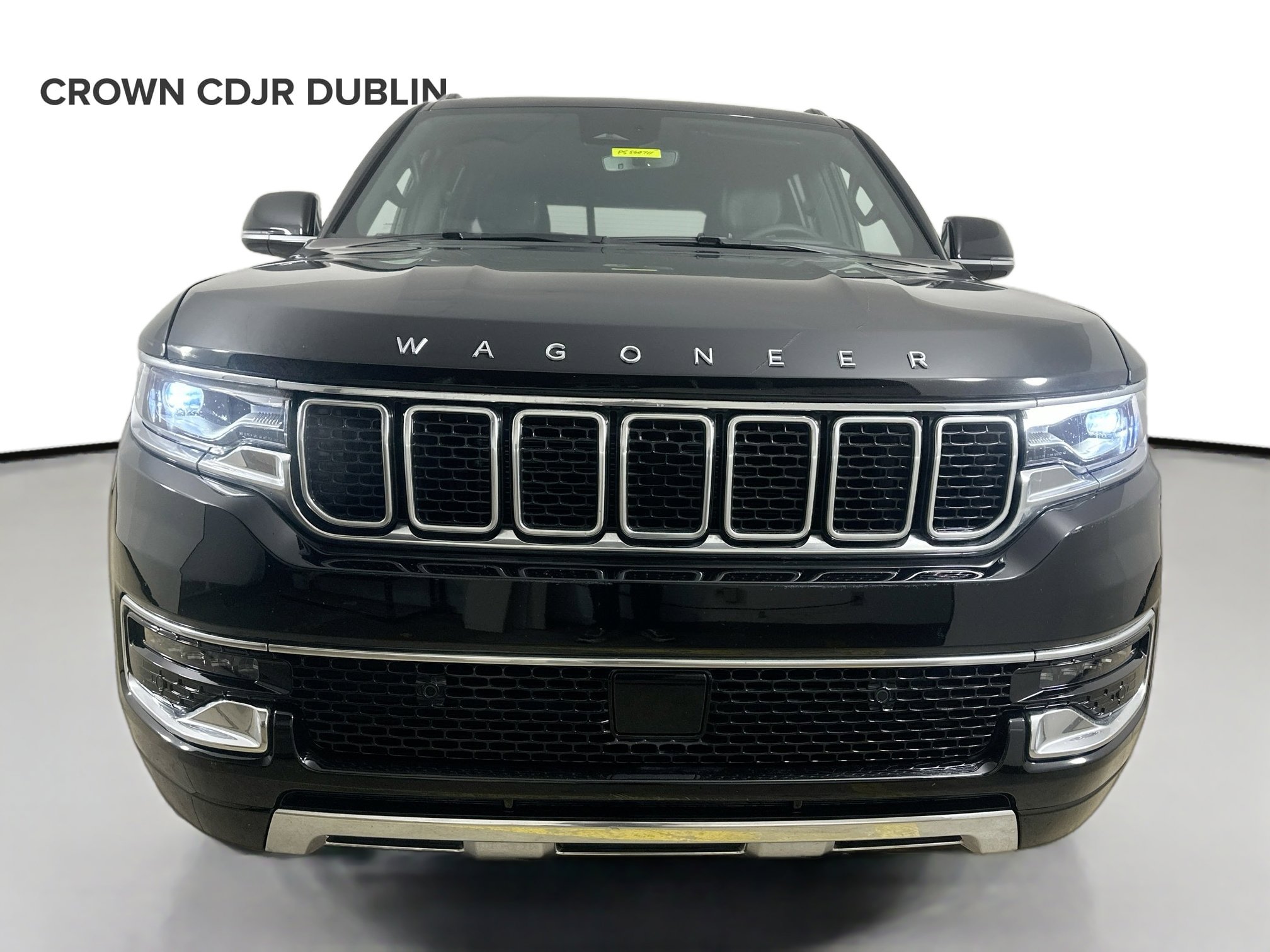 Certified 2023 Jeep Wagoneer Series III w/ Premium Group I AWD/4WD image 2