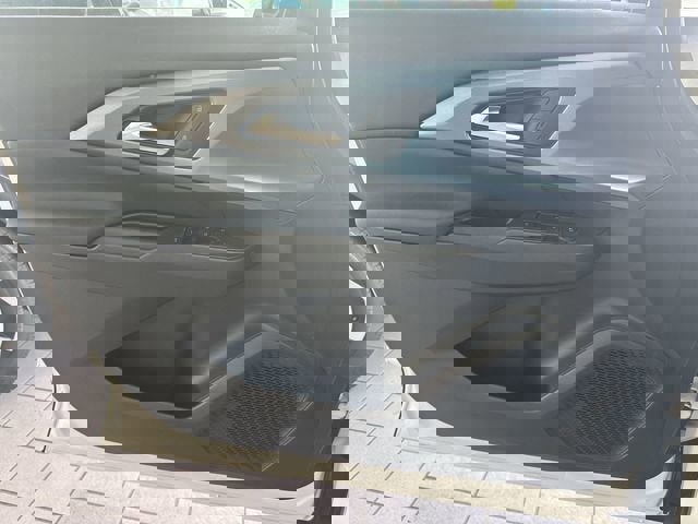 New 2026 Chevrolet Equinox EV LT image 38