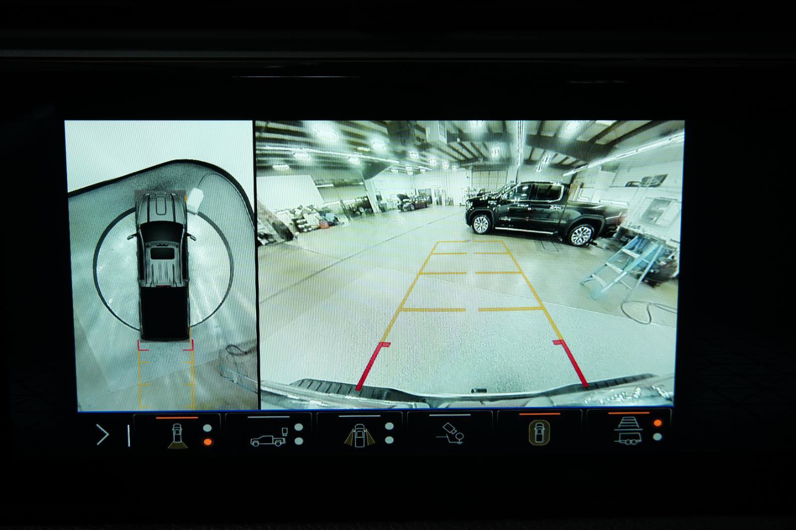 Used 2024 GMC Sierra 2500 Denali w/ Denali Reserve Package image 39