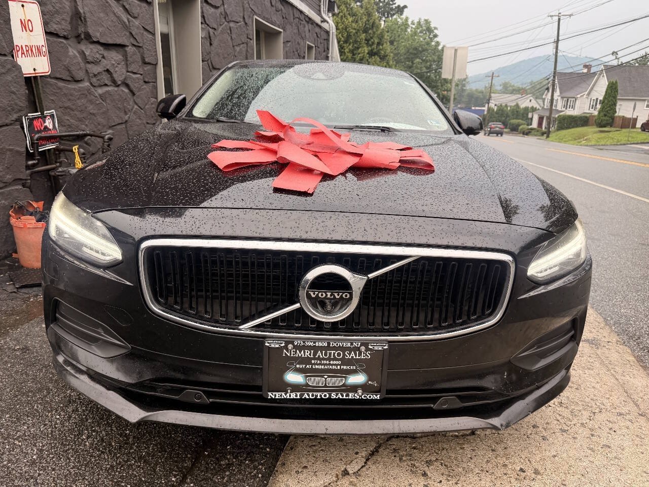 Used 2017 Volvo S90 T6 Momentum w/ Vision Package AWD/4WD image 3