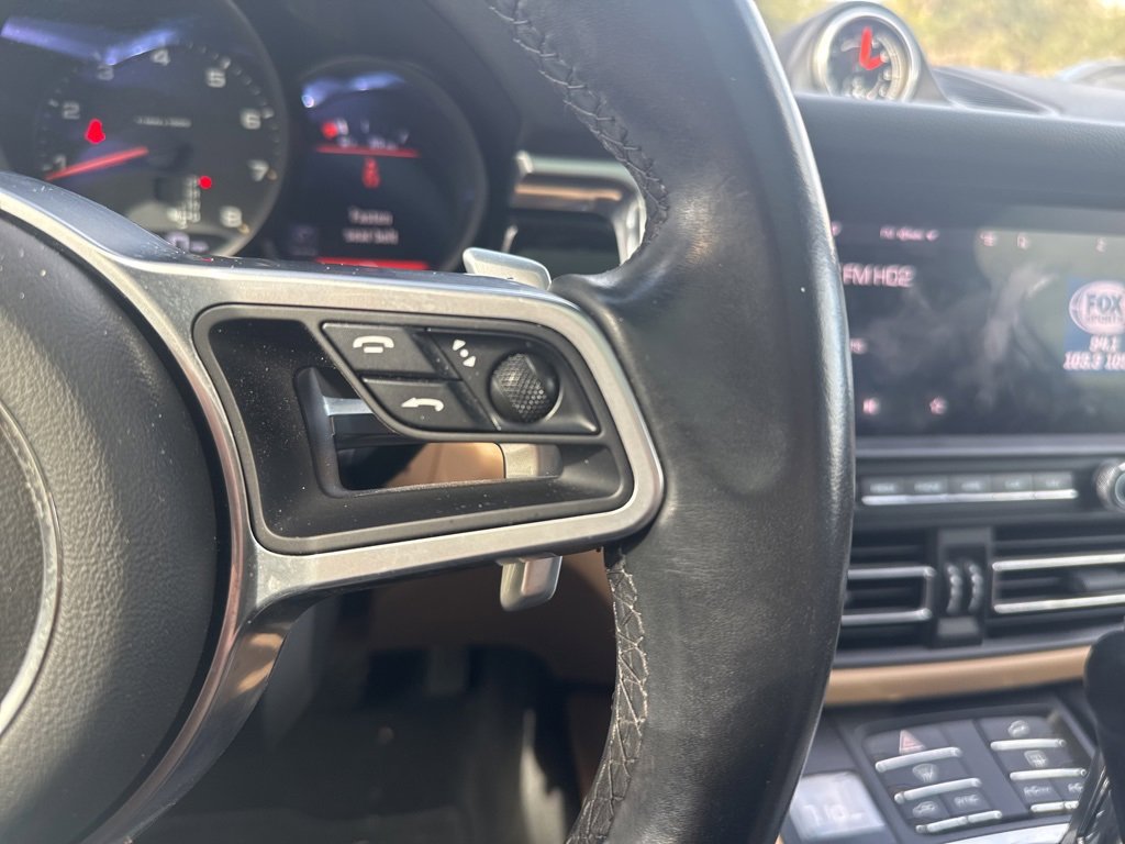 Used 2021 Porsche Macan image 18