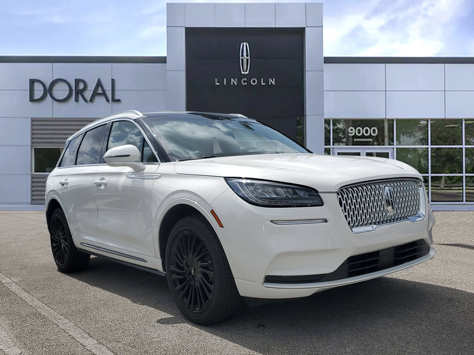 Used 2022 Lincoln Corsair Reserve FWD image 1