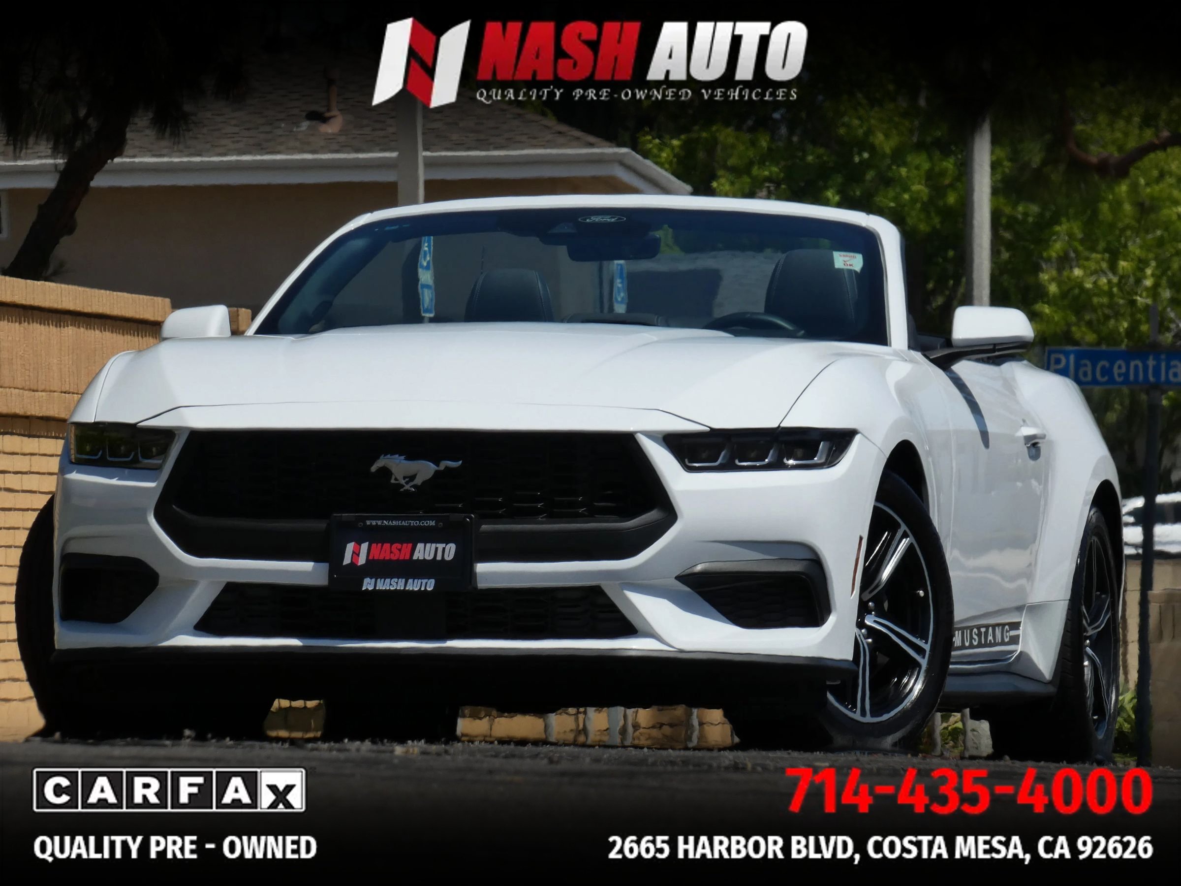 Used 2024 Ford Mustang Convertible RWD image 2