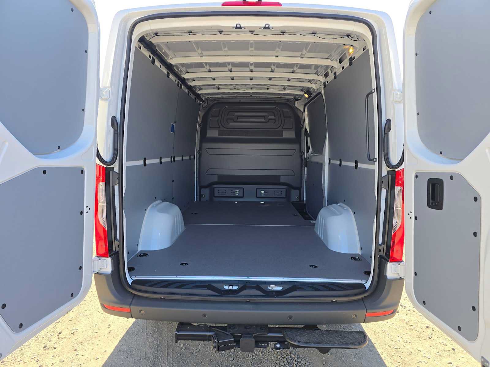 New 2026 Mercedes-Benz Sprinter 2500 image 19
