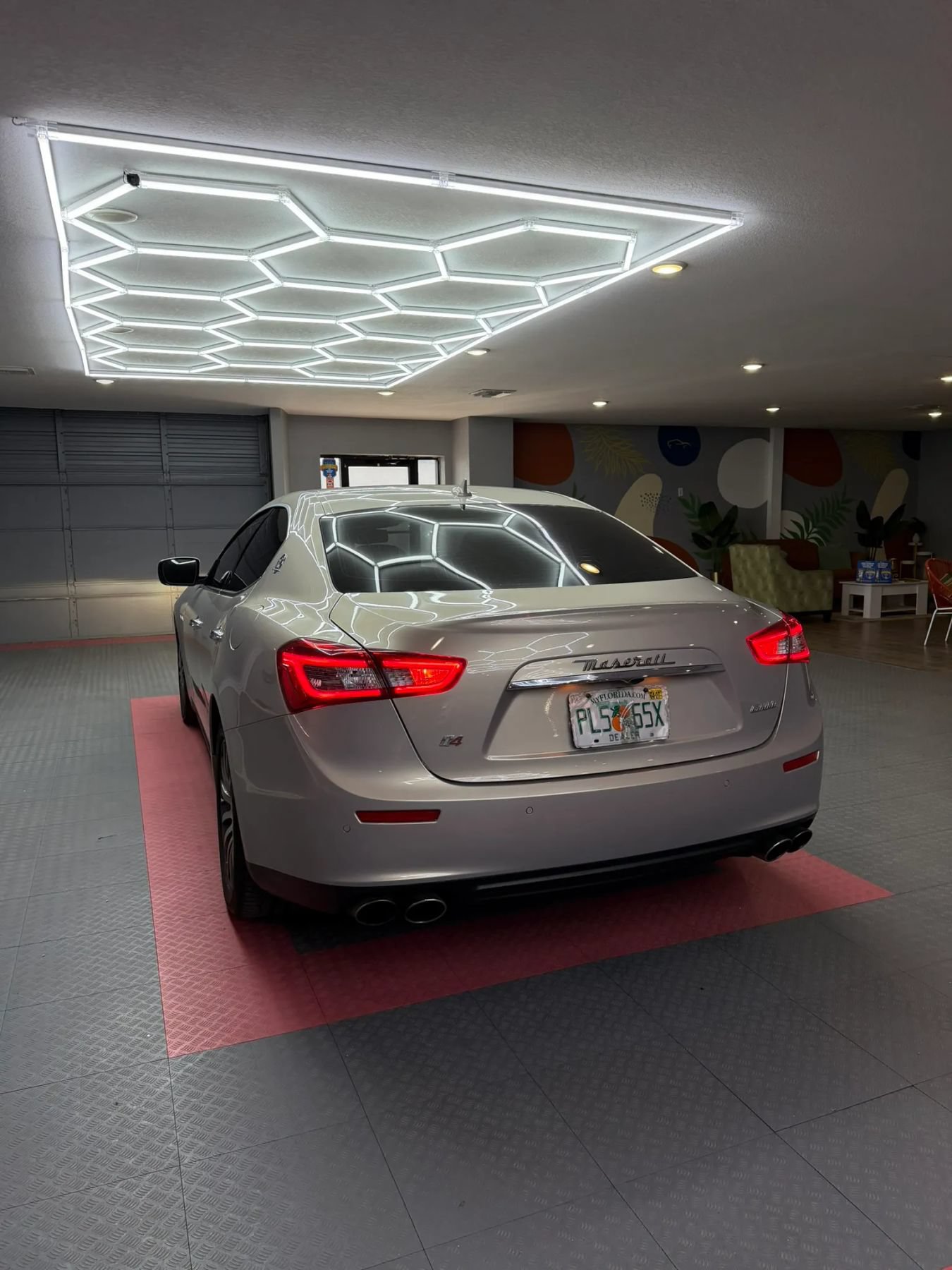 Used 2014 Maserati Ghibli S Q4 AWD/4WD image 4