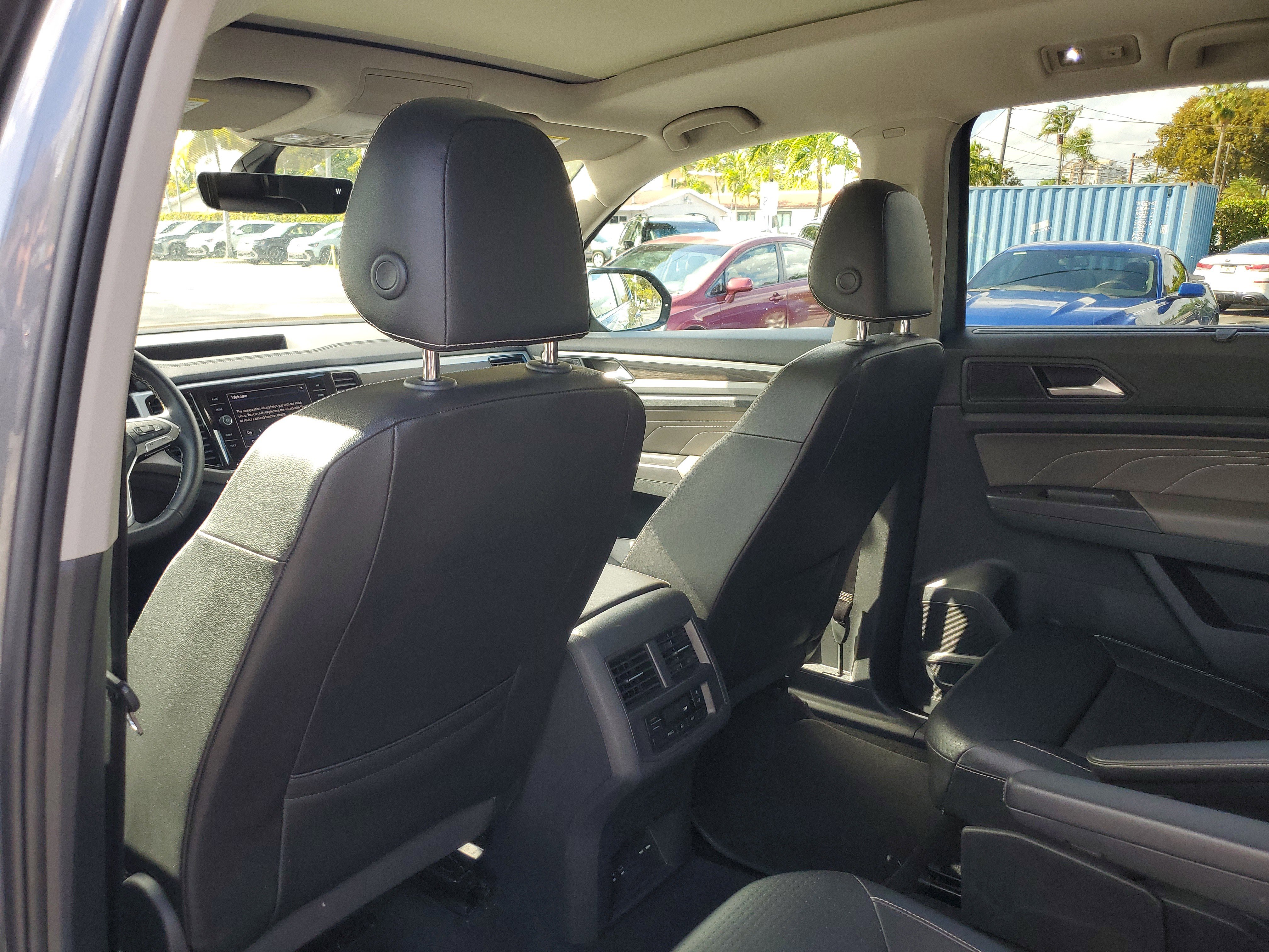 Certified 2022 Volkswagen Atlas SE w/ Panoramic Sunroof Package image 18