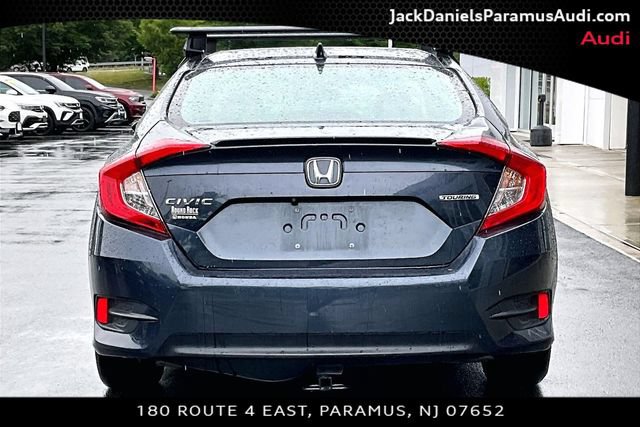Used 2017 Honda Civic Touring image 4