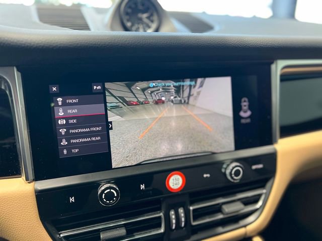 Used 2023 Porsche Macan Base image 54