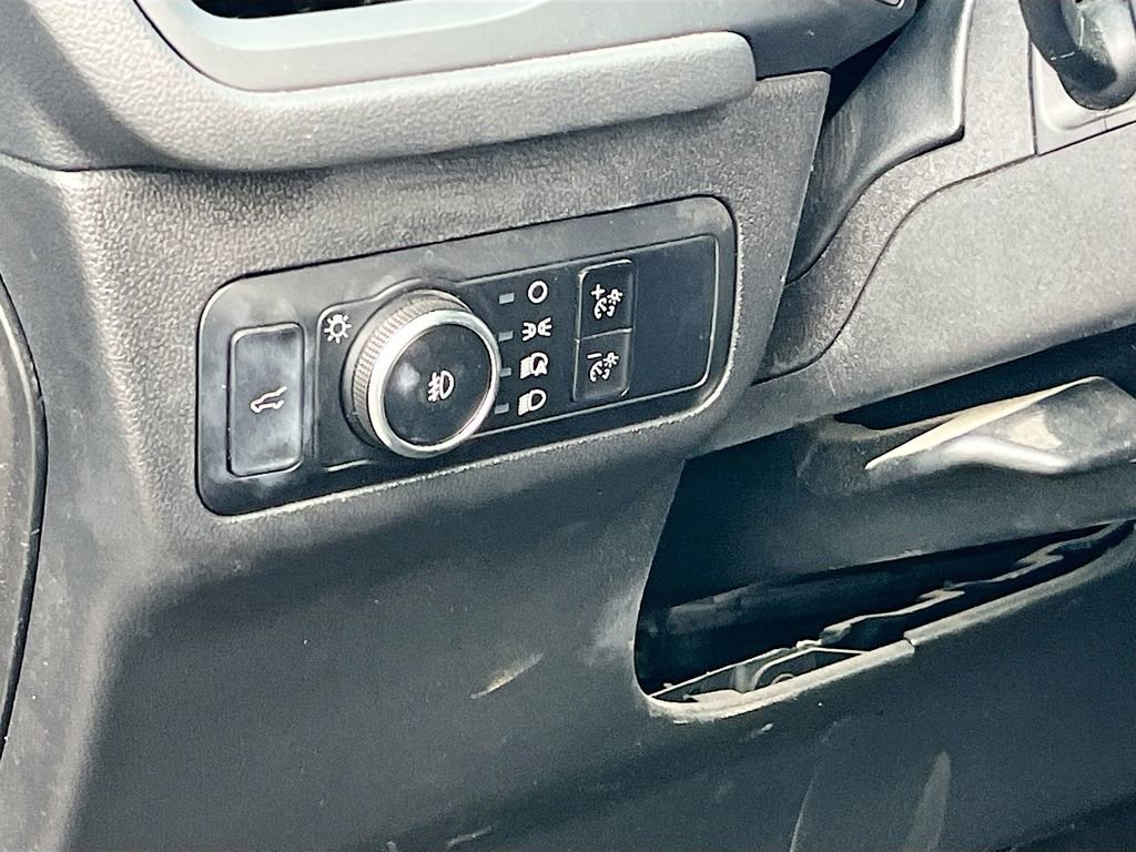 Used 2023 Ford Escape Platinum image 10