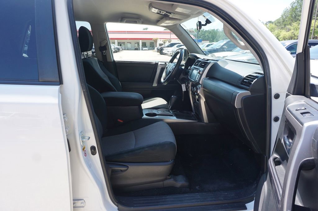 Used 2017 Toyota 4Runner SR5 image 14