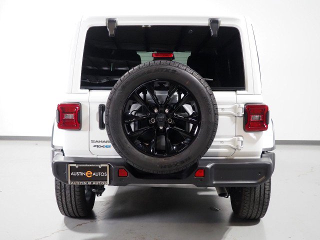 Used 2025 Jeep Wrangler 4xe Sahara w/ Safety Group AWD/4WD image 52
