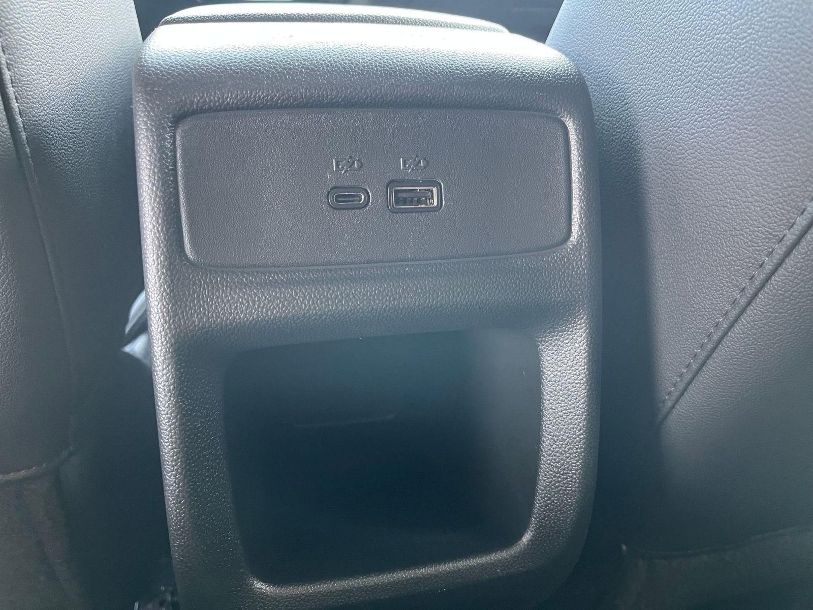 Used 2025 Chevrolet Trax LT image 23