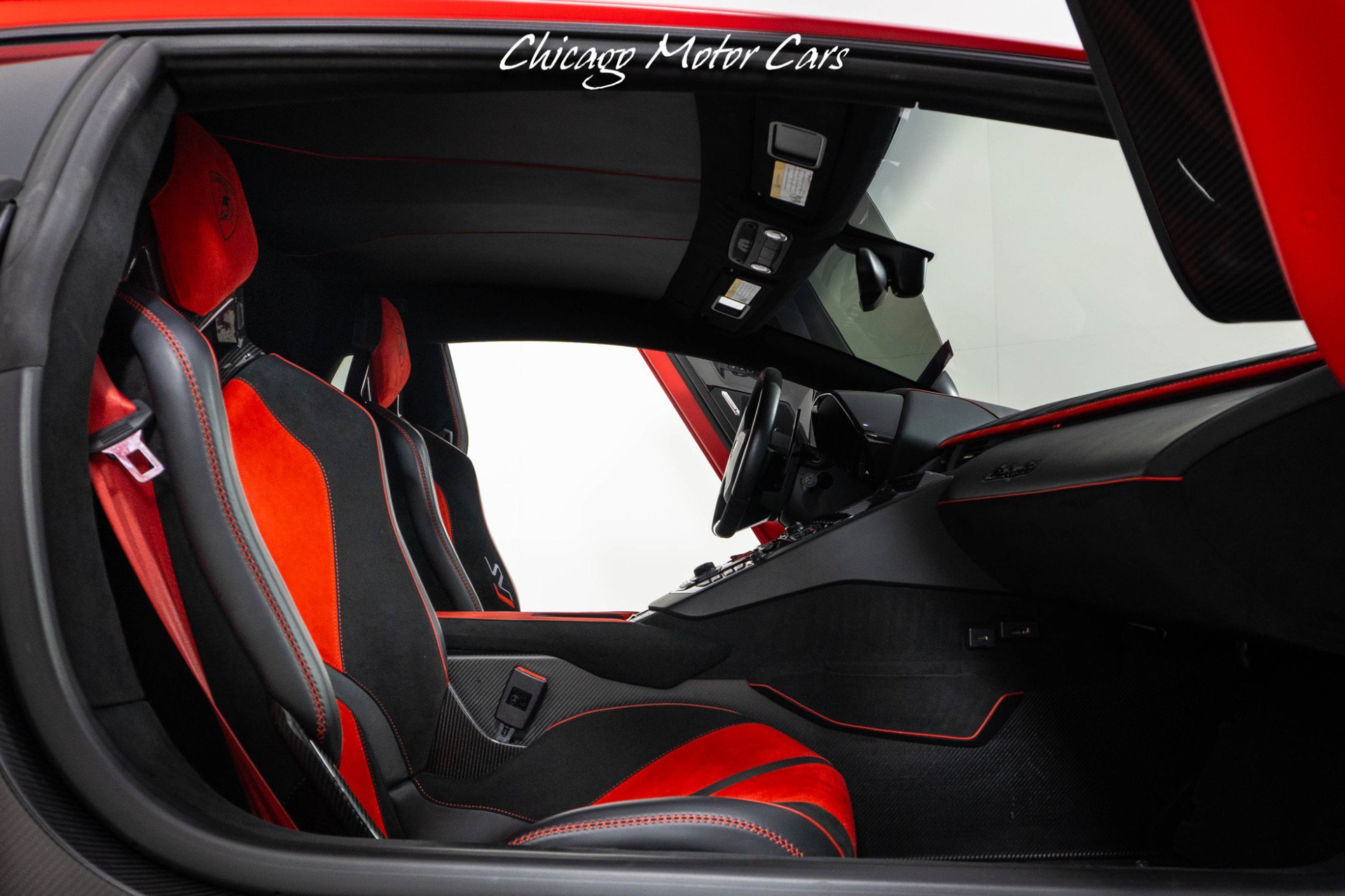 Used 2019 Lamborghini Aventador SVJ AWD/4WD image 49