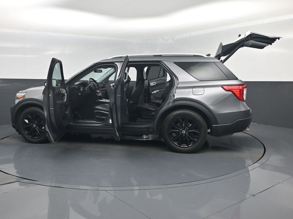Used 2022 Ford Explorer Limited w/ Equipment Group 301A image 60
