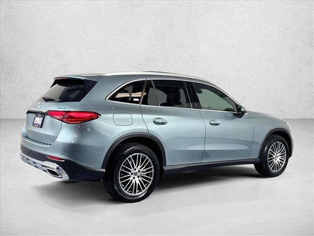 Used 2026 Mercedes-Benz GLC 300 4MATIC image 5