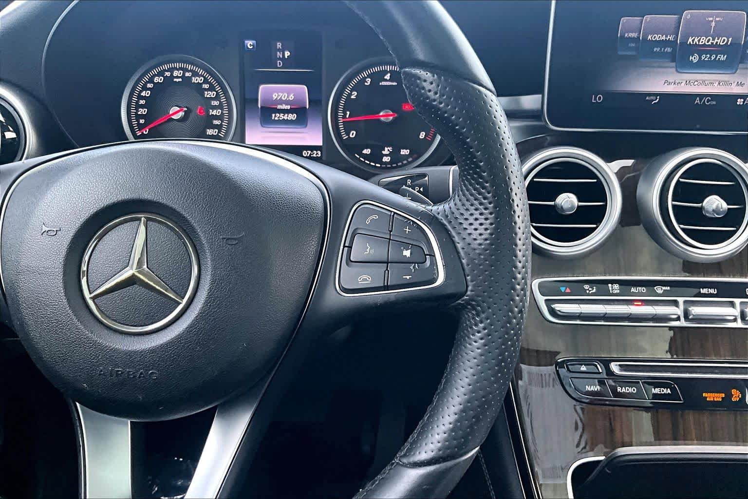 Used 2016 Mercedes-Benz GLC 300 4MATIC image 22