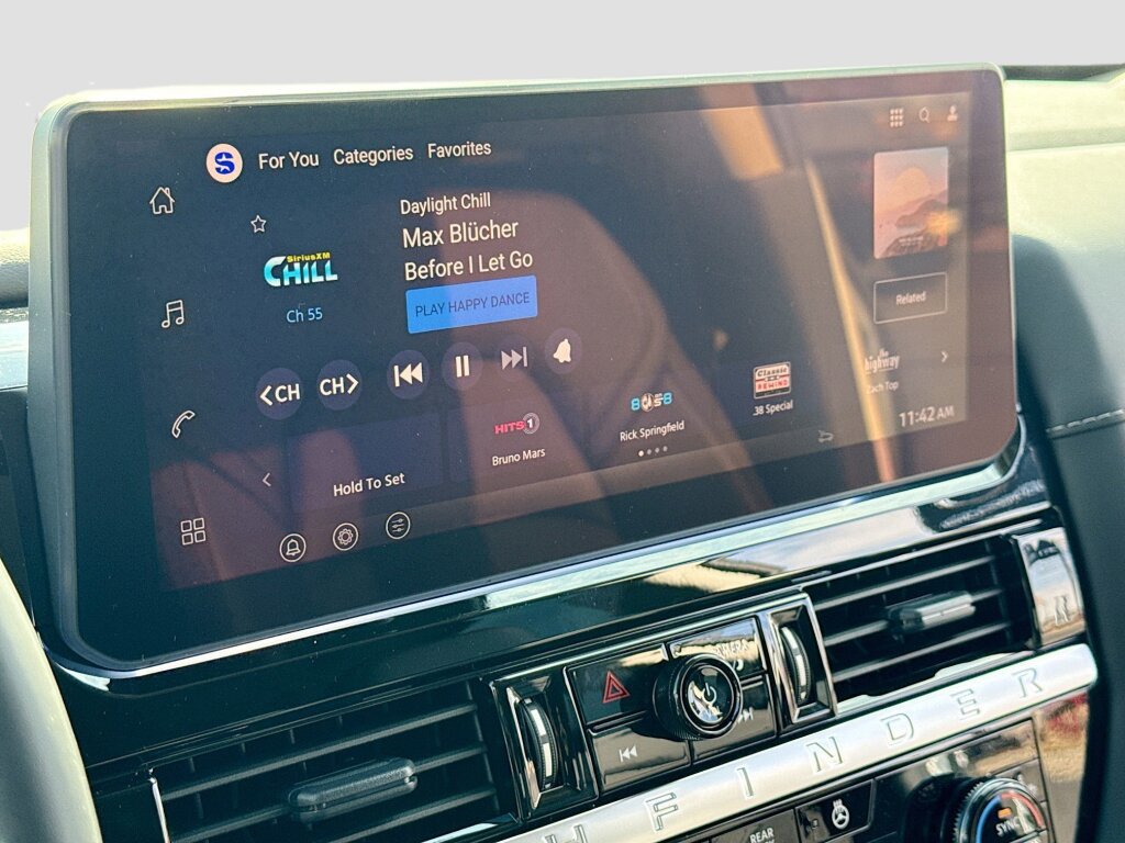 New 2026 Nissan Pathfinder SL AWD/4WD image 10