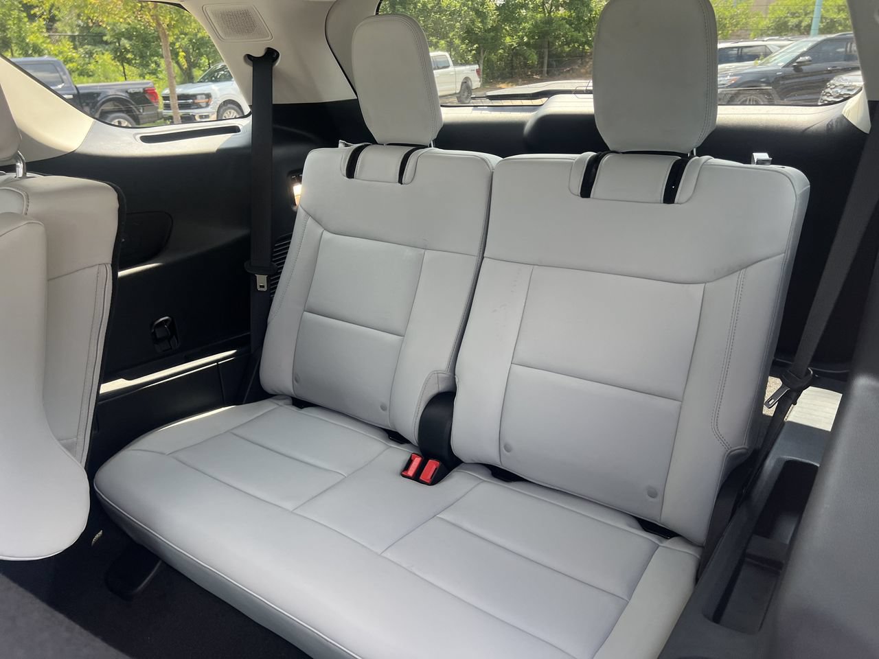 New 2026 Ford Explorer Platinum w/ LUX Leather Package AWD/4WD image 20