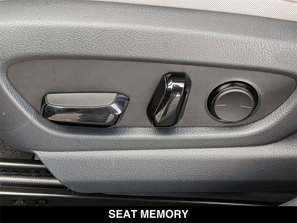 New 2025 Lexus UX 300h AWD w/ Cold Area Package image 14