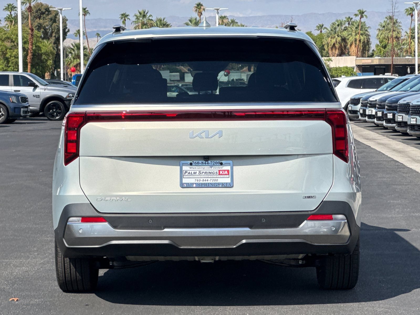 Certified 2026 Kia Carnival SX FWD image 4