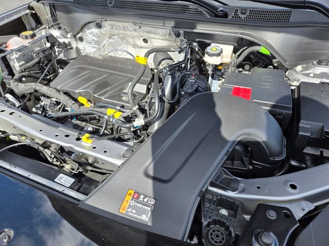 Used 2025 Chevrolet Trax ACTIV w/ Driver Confidence Package image 18