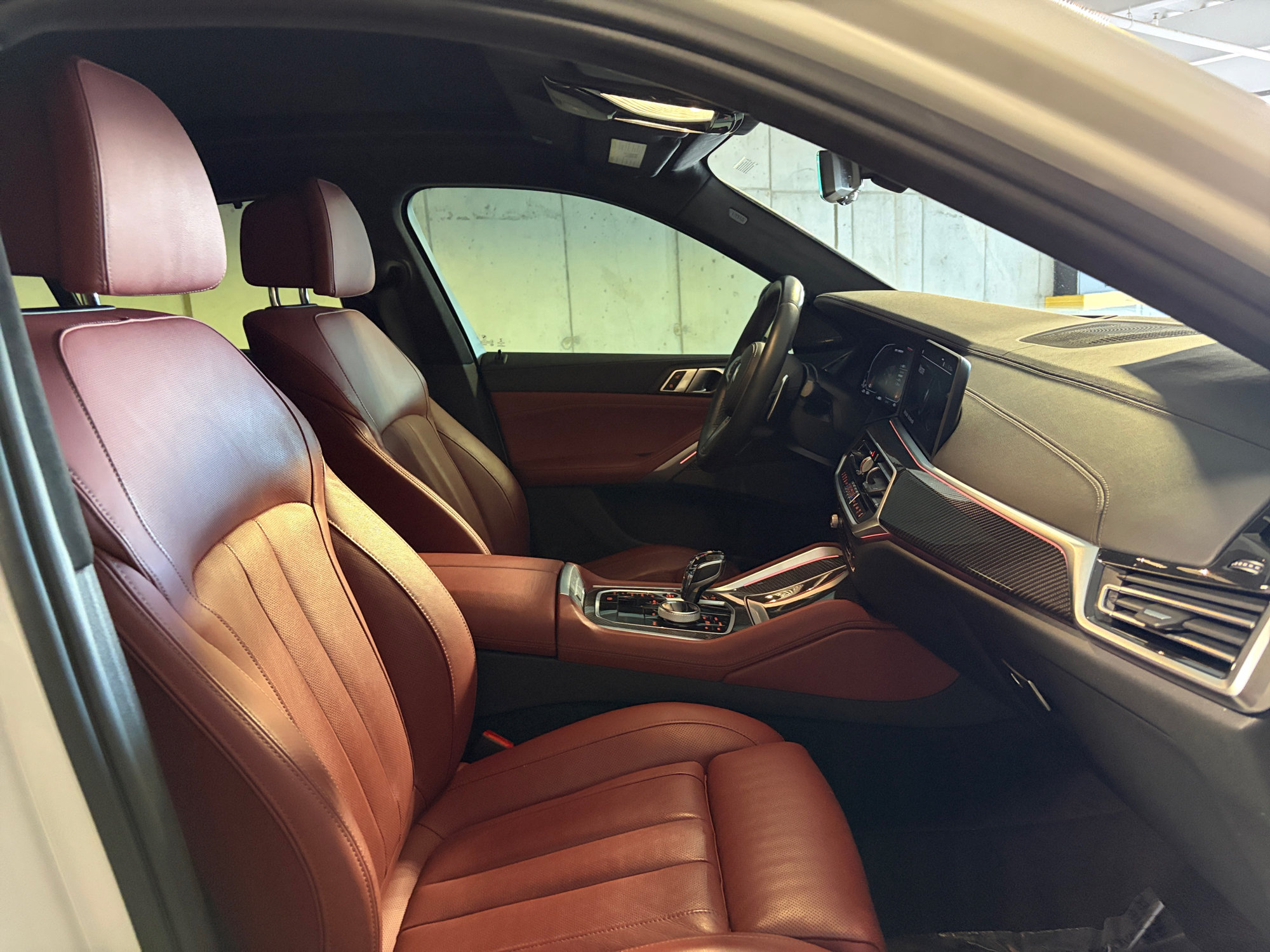 Used 2022 BMW X6 M50i w/ Executive Package AWD/4WD image 22