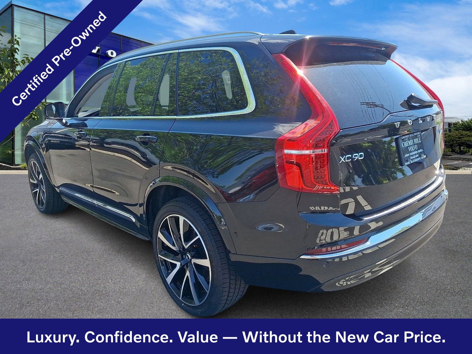Certified 2023 Volvo XC90 B6 Plus w/ Protection Package Premier AWD/4WD image 5