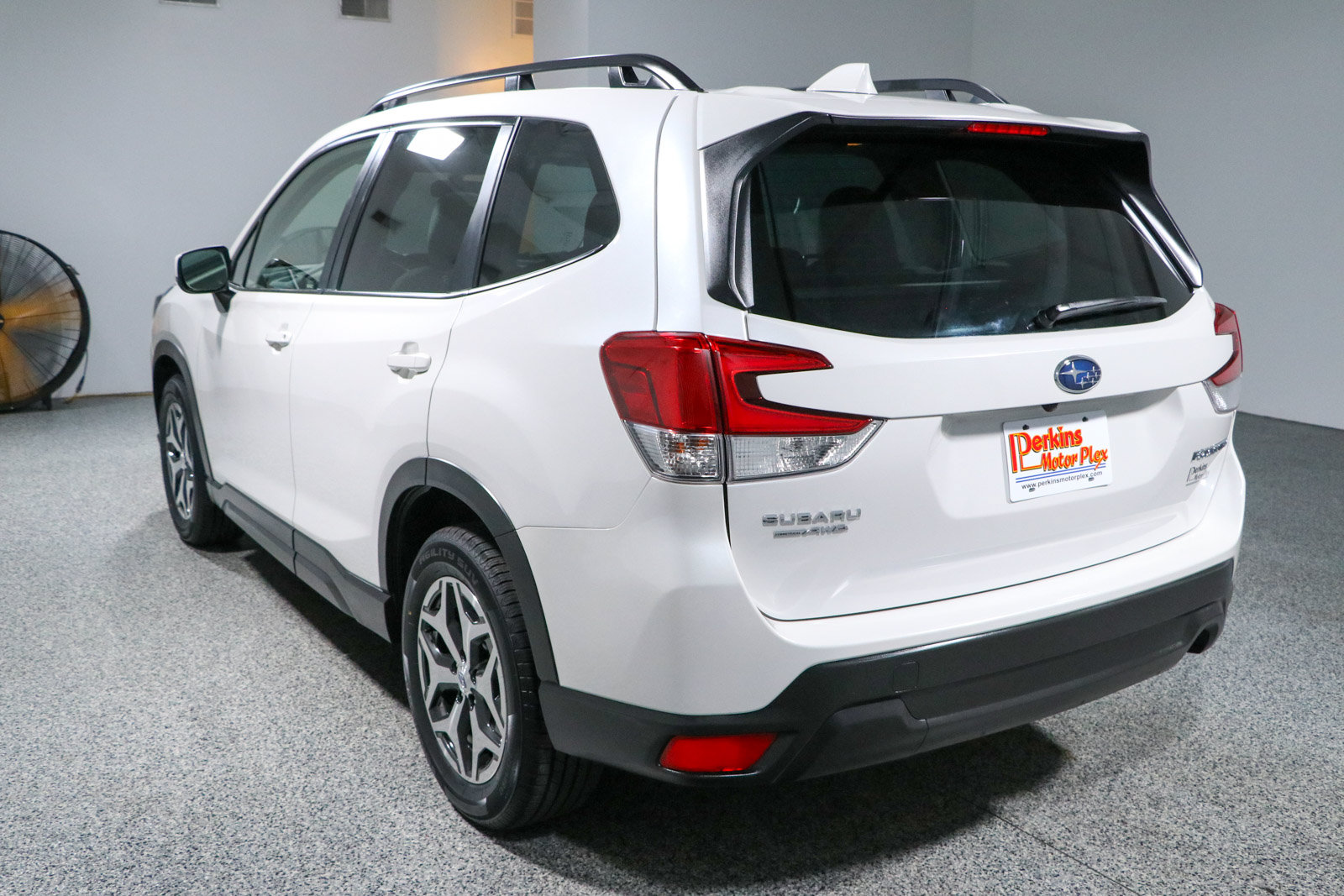 Used 2023 Subaru Forester Premium AWD/4WD image 9