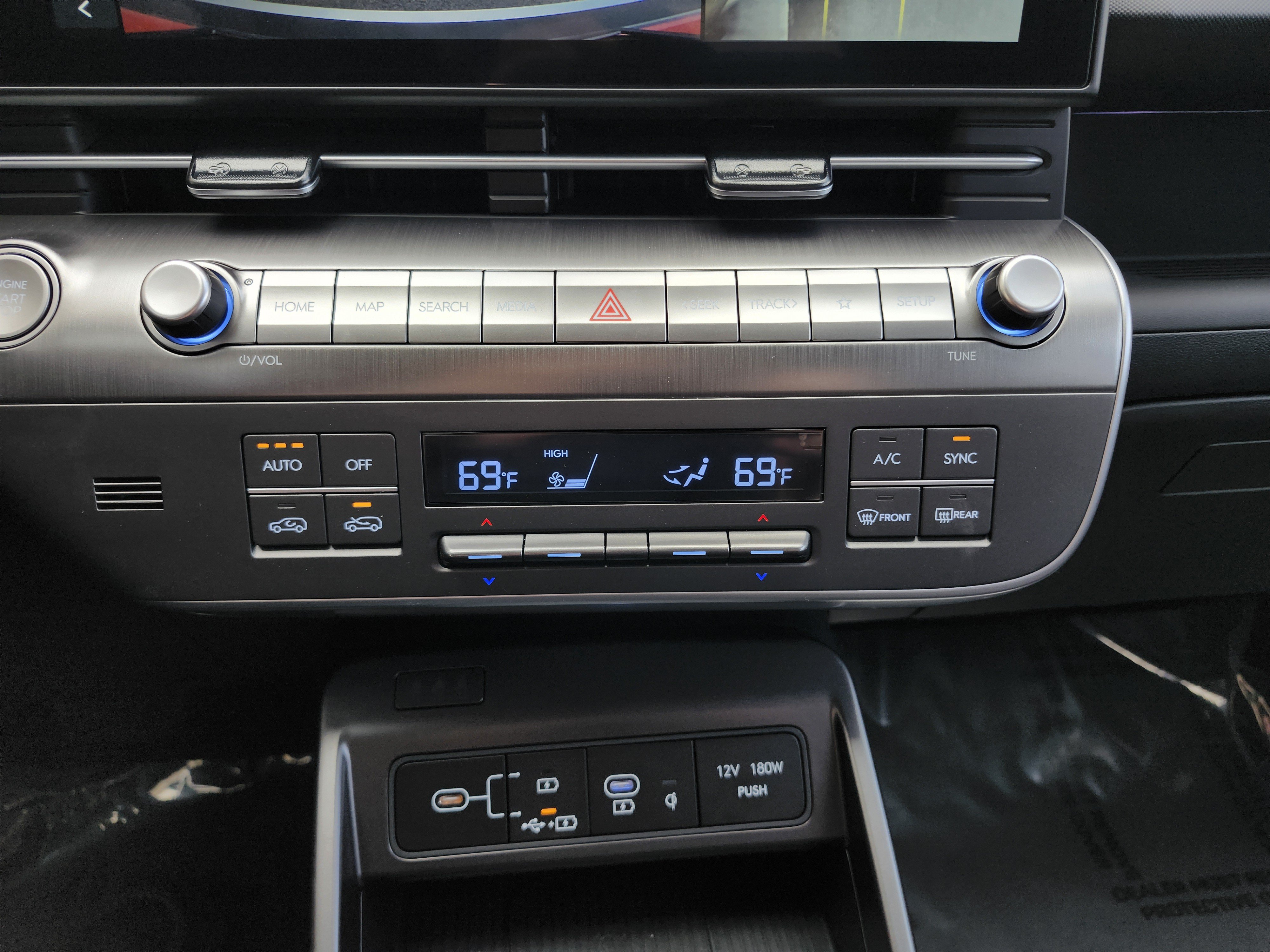 New 2026 Hyundai Kona Limited AWD/4WD image 8