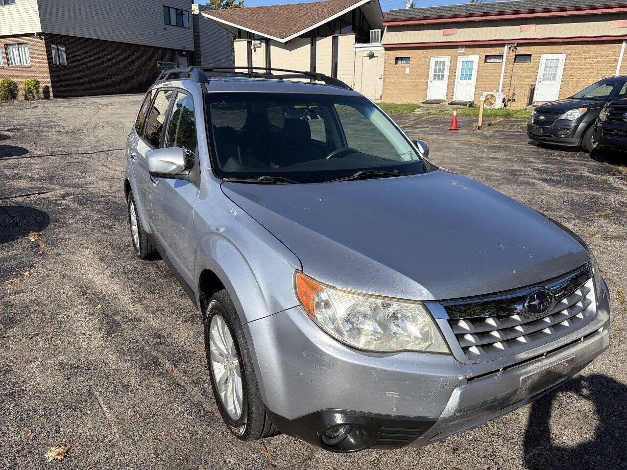 Used 2013 Subaru Forester 2.5X Limited AWD/4WD image 2