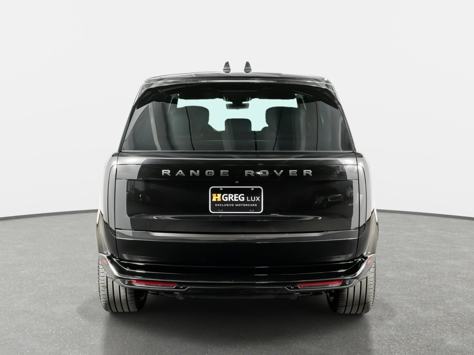 Used 2024 Land Rover Range Rover Long Wheelbase Autobiography image 10