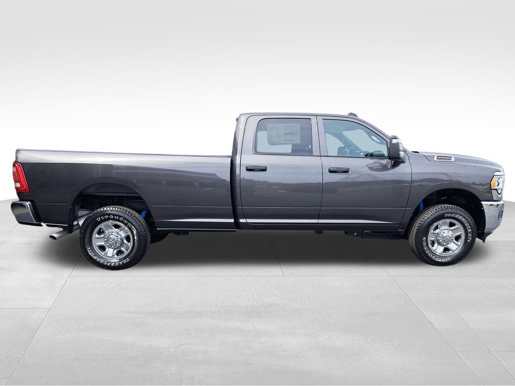 New 2024 RAM 2500 Tradesman w/ Towing Technology Group image 4