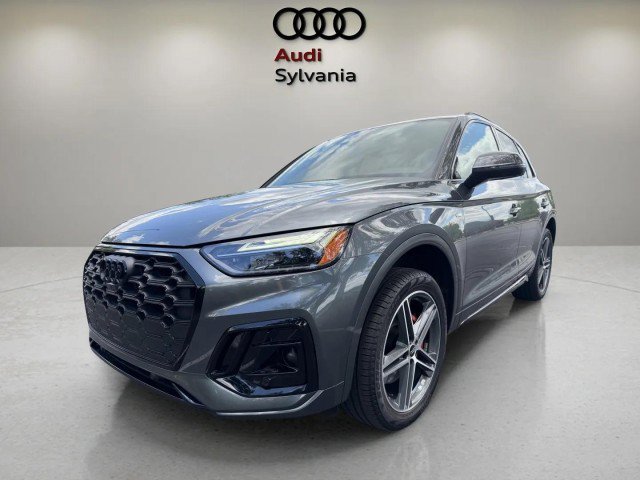 Certified 2025 Audi Q5 e Premium Plus w/ Premium Plus Package AWD/4WD image 3