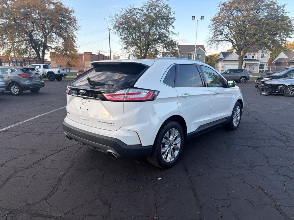 Used 2020 Ford Edge Titanium FWD image 6