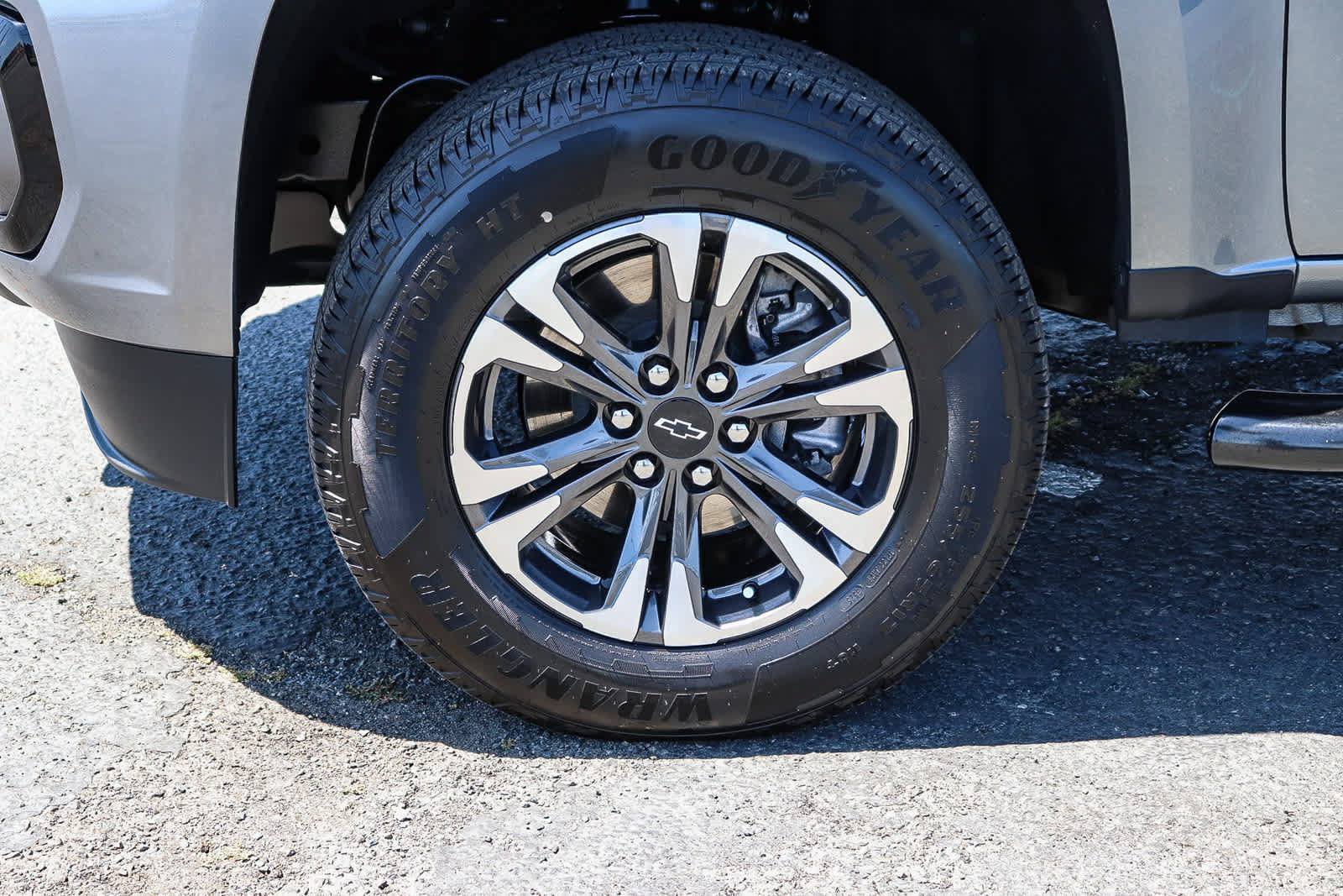 Used 2021 Chevrolet Colorado Z71 AWD/4WD image 14