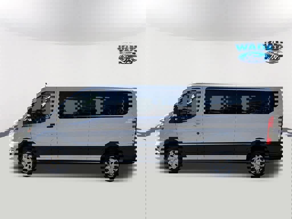 Used 2023 Ford Transit 350 XLT image 8