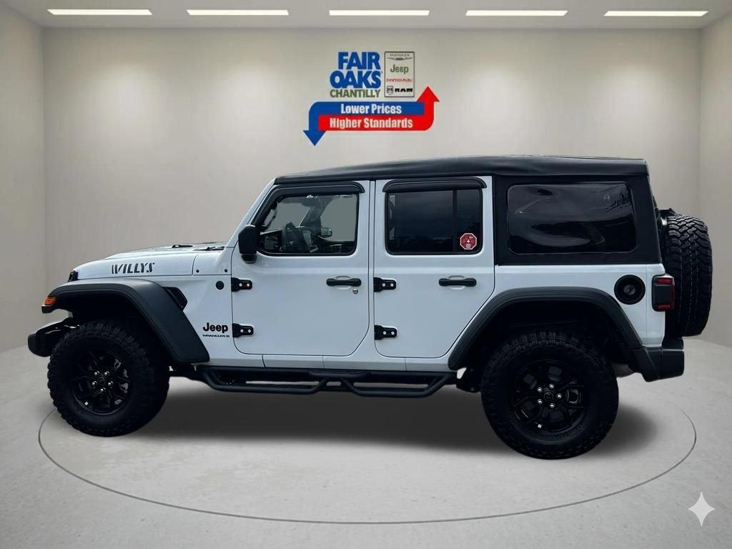 Used 2025 Jeep Wrangler Unlimited Sport AWD/4WD image 11