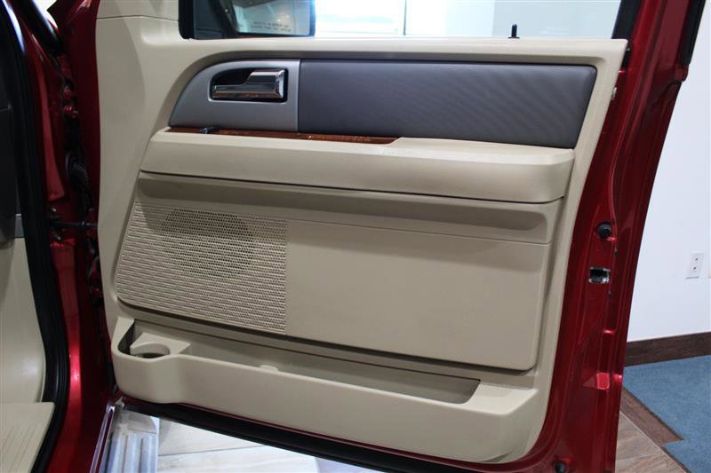 Used 2008 Ford Expedition Eddie Bauer image 36