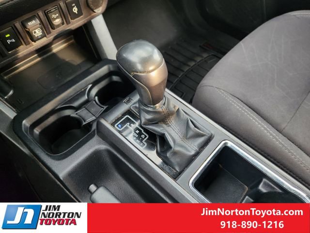 Used 2018 Toyota Tacoma TRD Off-Road image 23