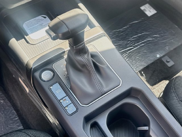 New 2027 Kia Seltos S FWD image 16