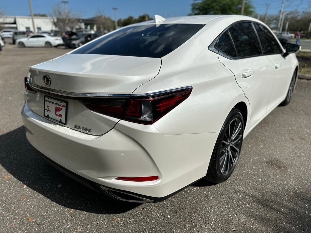 Used 2024 Lexus ES 350 w/ Premium Package image 13