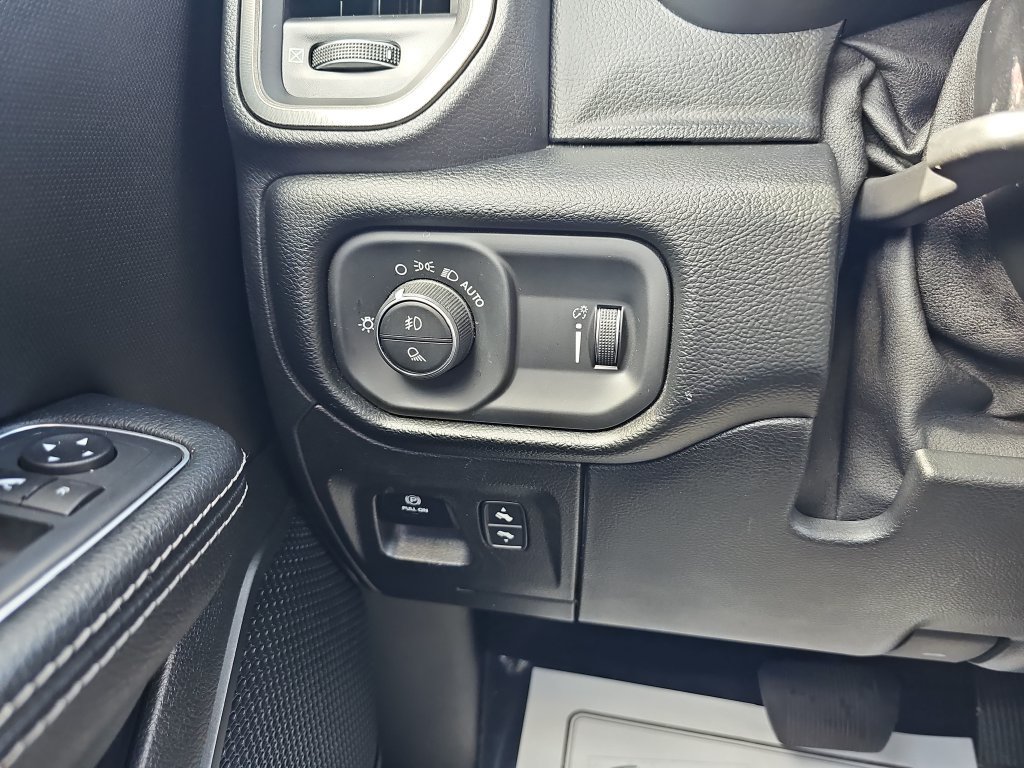 Used 2020 RAM 1500 Rebel w/ Rebel Level 1 Equipment Group AWD/4WD image 34