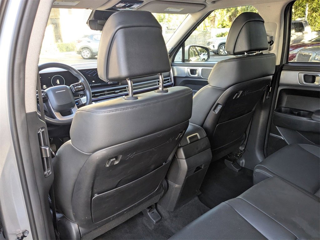 Used 2025 Hyundai Santa Fe Limited image 24