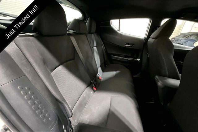 Used 2018 Toyota C-HR XLE FWD image 22