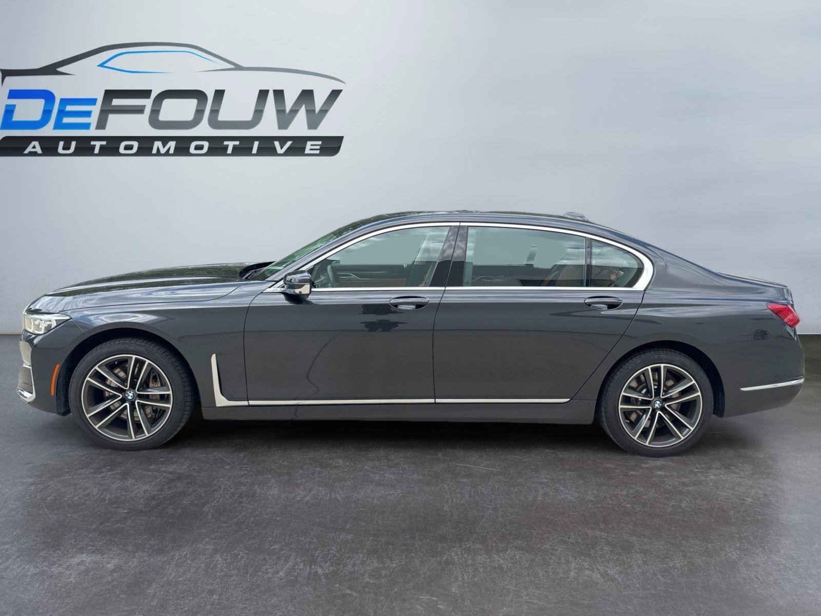 Used 2022 BMW 750Li xDrive AWD/4WD image 18