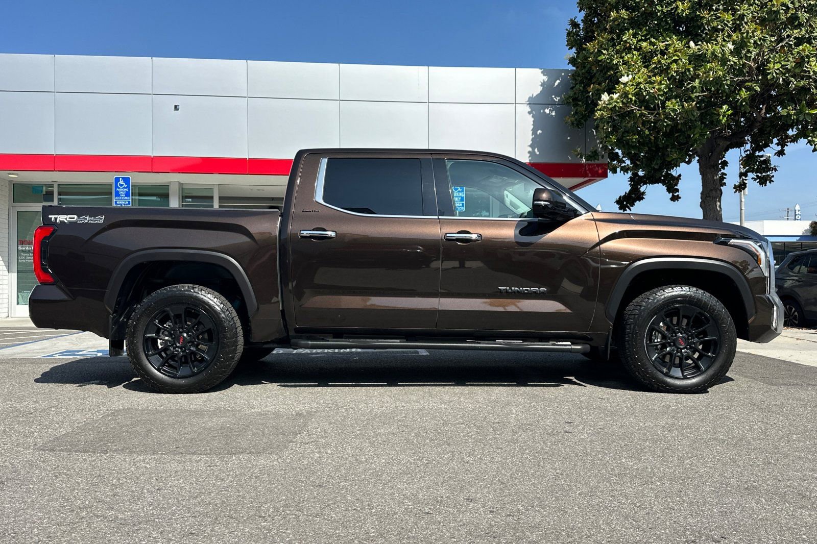 Used 2023 Toyota Tundra Limited w/ TRD Off-Road Package AWD/4WD image 3