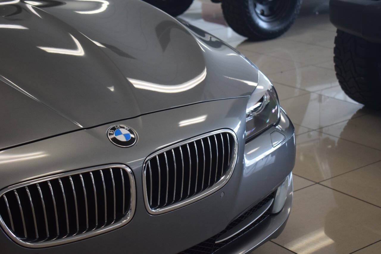 Used 2012 BMW 528i Sedan RWD image 11